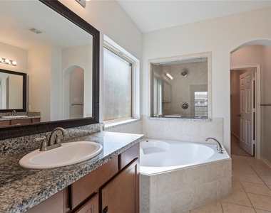 632 Kickapoo Court - Photo Thumbnail 13
