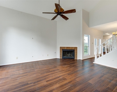 308 N Ranch House Road - Photo Thumbnail 4