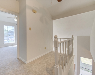 308 N Ranch House Road - Photo Thumbnail 18