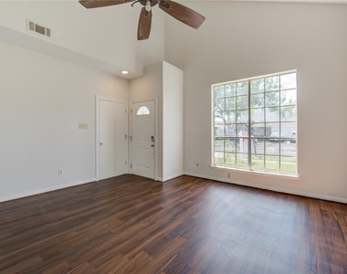 308 N Ranch House Road - Photo Thumbnail 2