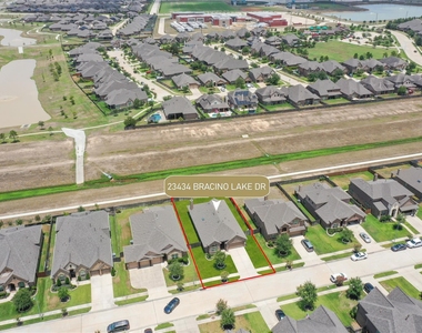 23434 Bracino Lake Drive - Photo Thumbnail 27
