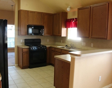 8331 Loetsch Ridge Way - Photo Thumbnail 9