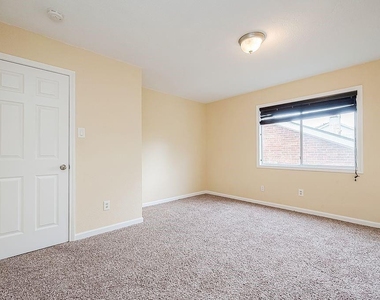 2039 Shorewood Lane - Photo Thumbnail 38