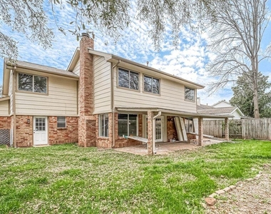 2039 Shorewood Lane - Photo Thumbnail 43
