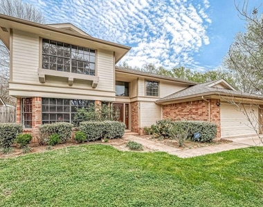 2039 Shorewood Lane - Photo Thumbnail 1