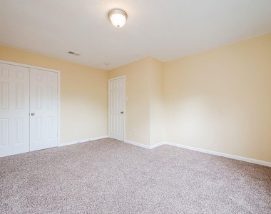 2039 Shorewood Lane - Photo Thumbnail 39