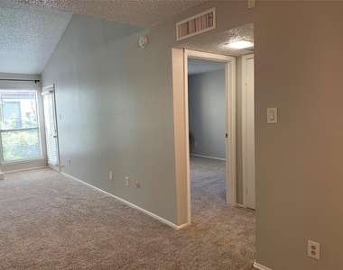 10049 Westpark Drive - Photo Thumbnail 4