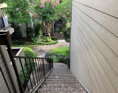 10049 Westpark Drive - Photo Thumbnail 35