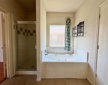 2305 Ames Street - Photo Thumbnail 12
