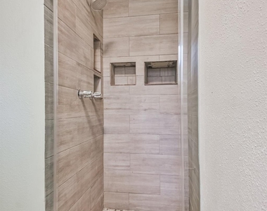9719 Halkirk Street - Photo Thumbnail 18