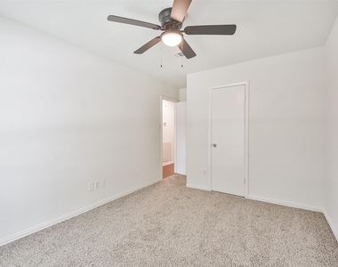 9719 Halkirk Street - Photo Thumbnail 24