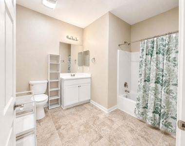 6606 E Crosstimbers Street - Photo Thumbnail 13