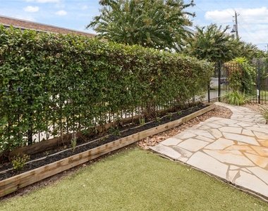 2256 La Branch Street - Photo Thumbnail 30