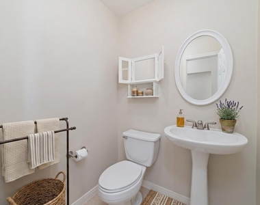 2256 La Branch Street - Photo Thumbnail 5