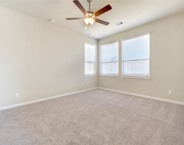 4203 Maple Glen Drive - Photo Thumbnail 25