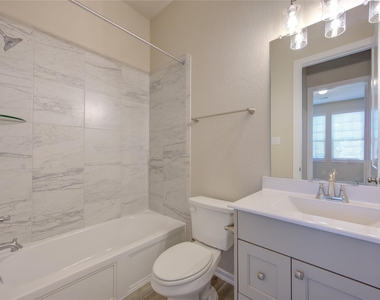 4203 Maple Glen Drive - Photo Thumbnail 27