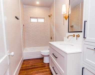1814 Marion Street - Photo Thumbnail 6