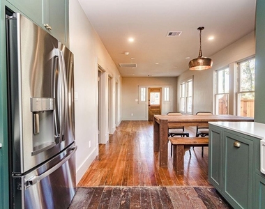 1814 Marion Street - Photo Thumbnail 2