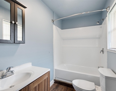 6318 Laramie Street - Photo Thumbnail 12