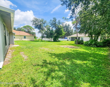 821 Hawaii Avenue Nw - Photo Thumbnail 21