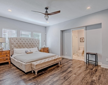 2422 Truxillo Street - Photo Thumbnail 15