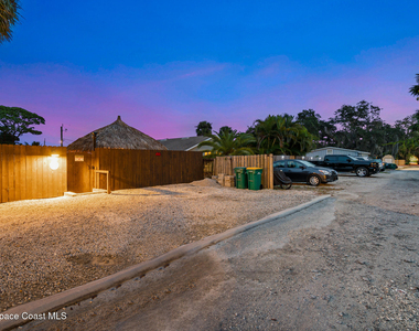 1672 Pineapple Avenue - Photo Thumbnail 10