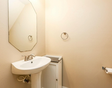 2865 Westhollow Drive - Photo Thumbnail 10