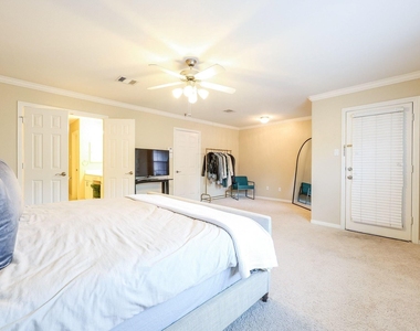 2865 Westhollow Drive - Photo Thumbnail 26
