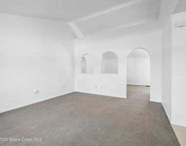 1187 Merrick Avenue Nw - Photo Thumbnail 4