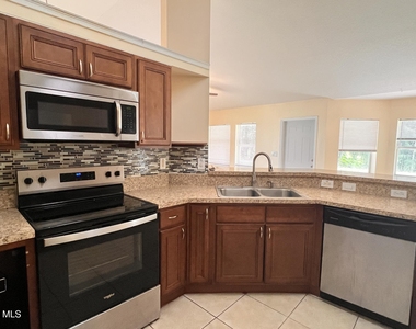 2681 Madden Avenue Sw - Photo Thumbnail 7