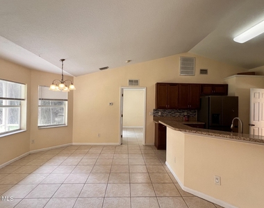 2681 Madden Avenue Sw - Photo Thumbnail 4