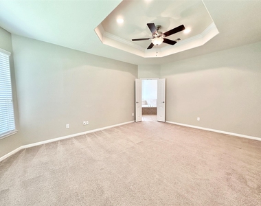 25323 Lisburn Drive - Photo Thumbnail 15
