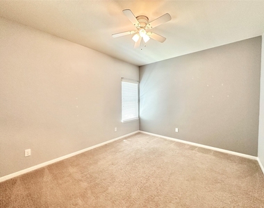 25323 Lisburn Drive - Photo Thumbnail 18