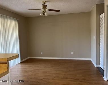 1514 Manor Drive Ne - Photo Thumbnail 7