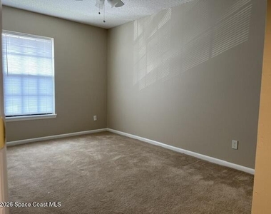 1514 Manor Drive Ne - Photo Thumbnail 16