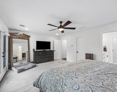 1420 Indiana Street - Photo Thumbnail 4