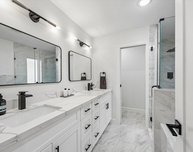 1420 Indiana Street - Photo Thumbnail 5