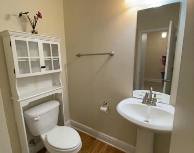 6124 Serene Place - Photo Thumbnail 3