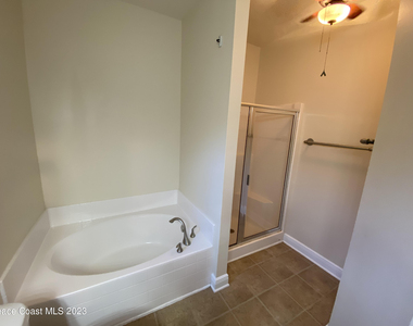 6124 Serene Place - Photo Thumbnail 13