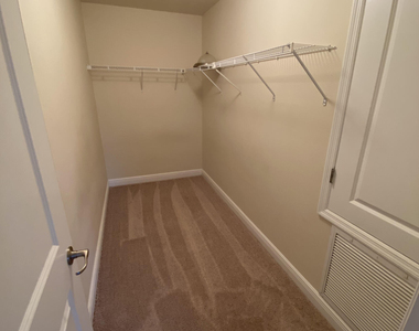 6124 Serene Place - Photo Thumbnail 15