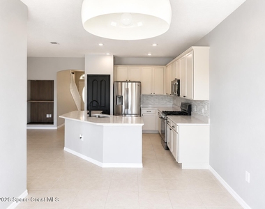 781 Glen Abbey Way - Photo Thumbnail 7
