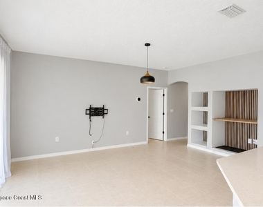 781 Glen Abbey Way - Photo Thumbnail 9
