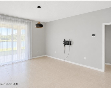 781 Glen Abbey Way - Photo Thumbnail 10
