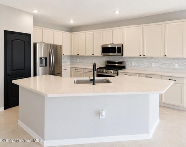 781 Glen Abbey Way - Photo Thumbnail 5