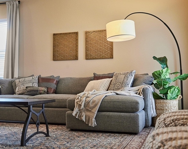 1516 Jean Meadow Drive - Photo Thumbnail 1
