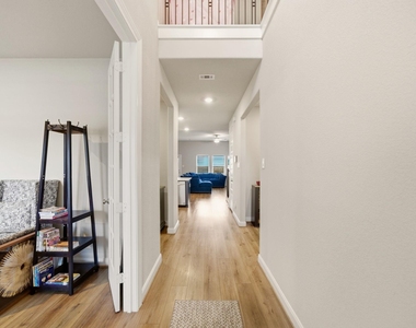 21419 Waldenburg Place - Photo Thumbnail 2