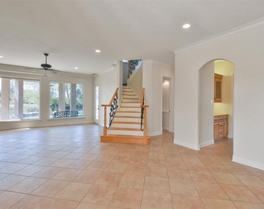 8114 Hideaway Lake Circle - Photo Thumbnail 8