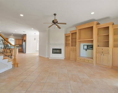 8114 Hideaway Lake Circle - Photo Thumbnail 6