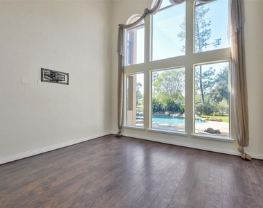 8114 Hideaway Lake Circle - Photo Thumbnail 4