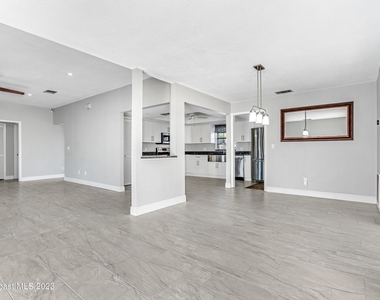 1080 Park Ridge Place - Photo Thumbnail 8